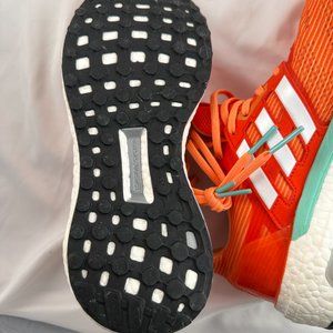 Adidas bb639 top